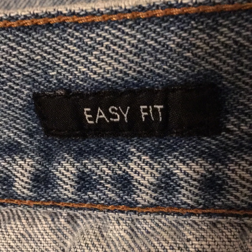 Calvin Klein Jeans (40 w X 43 l ) - Picture 5 of 8